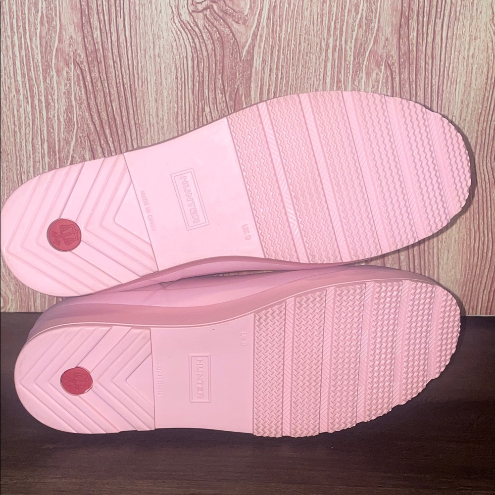 New Hunter Women’s Play Short Azalea Pink Rain Boots - Picture 8 of 8